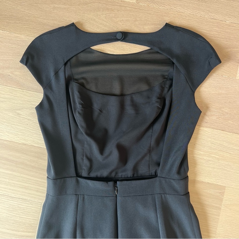 Cabe Open Back Dress - Picture 4 of 8